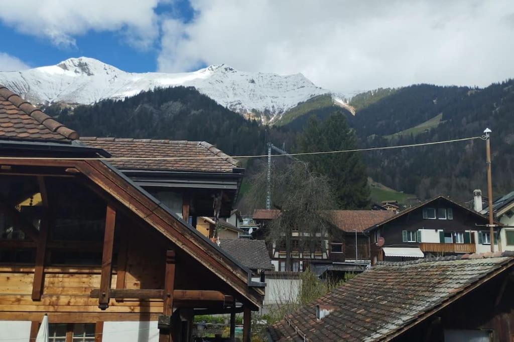 Appartamento Zentral, Free Parking, Wifi, Naehe Bahnhof, Shops